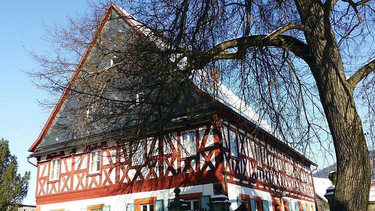 Im ehemaligen Pfarrhaus in Seibelsdorf sollen neben einem Veranstaltungsraum auch zwei Wohnungen geschaffen werden. Foto: Veronika Schadeck