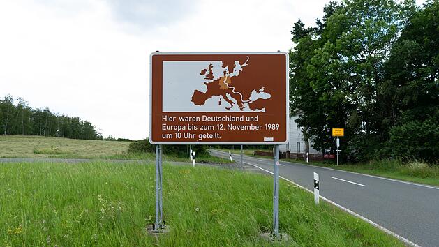 Autobahnschilder, Schild, Autobahn, Tourismus, Information