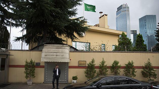 Das saudische Konsulat in Instanbul: Hier starb Jamal Khashoggi. Foto: Petros Giannakouris/AP/dpa