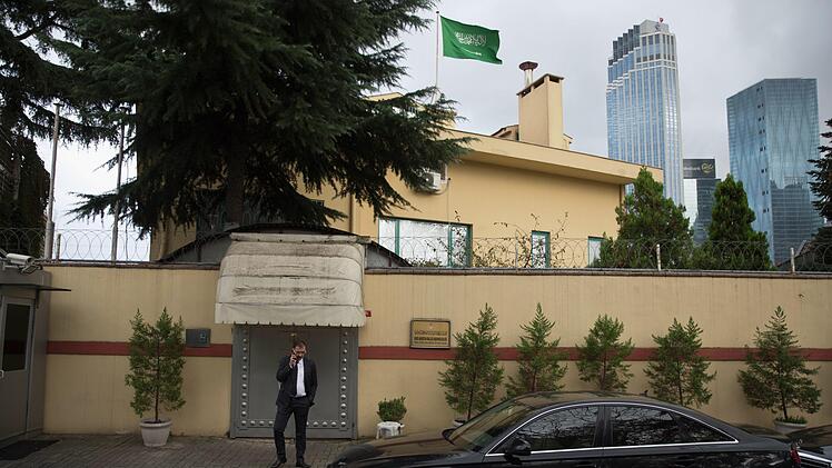 Das saudische Konsulat in Instanbul: Hier starb Jamal Khashoggi. Foto: Petros Giannakouris/AP/dpa