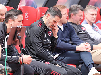 FCN-Trainer Fiél: Seine Zukunft beim Club - so stimmen die Fans ab