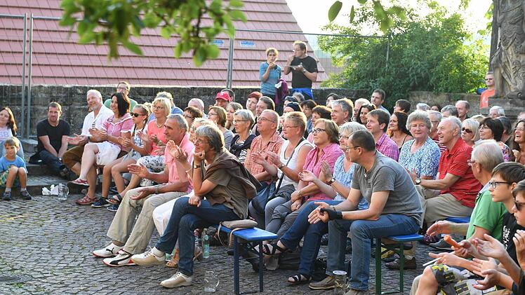 War schon voller gewesen: der Rathaushof.Foto: Ronald Rinklef