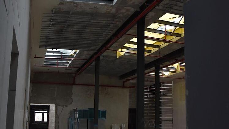 Blick in die Baustelle der Alten Spinnerei, in der der Uni-Campus vorübergehend untergebracht werden soll.Uschi Prawitz