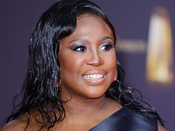 Motsi Mabuse hat im "K&ouml;lner Treff" &uuml;ber ihre Kindheit in S&uuml;dafrika gesprochen.