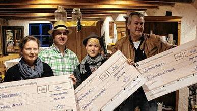 Im Vorfeld des Weihnahtsmarkts: Weingut spendet 1300 Euro