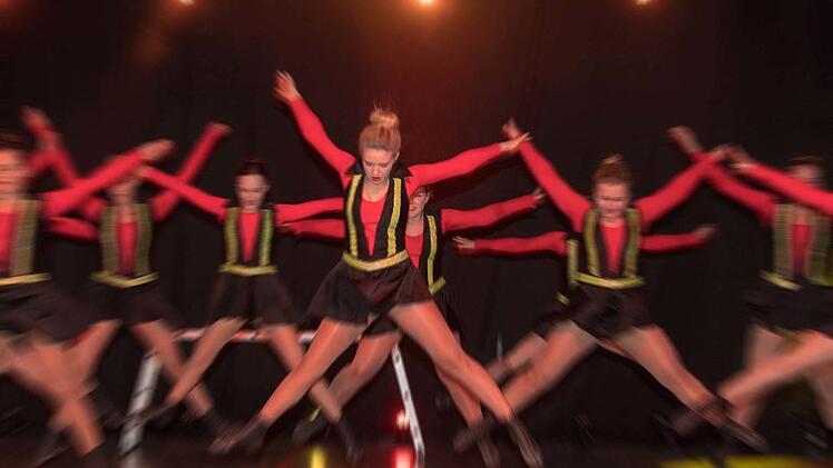 Show I, Dance4Fun Mitwitz: Firefighters.Klaus Gagel
