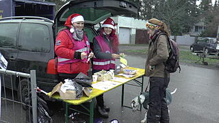 Hunde im Weihnachtskostüm: tierischer Weihnachtsmarkt in Haßfurt lockt hunderte Besucher Hunde im Weihnachtskostüm: tierischer Weihnachtsmarkt in Haßfurt lockt hunderte Besucher