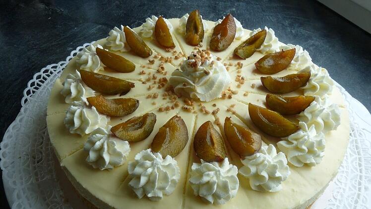 Zwetschgen-Eierlik&ouml;r-Torte