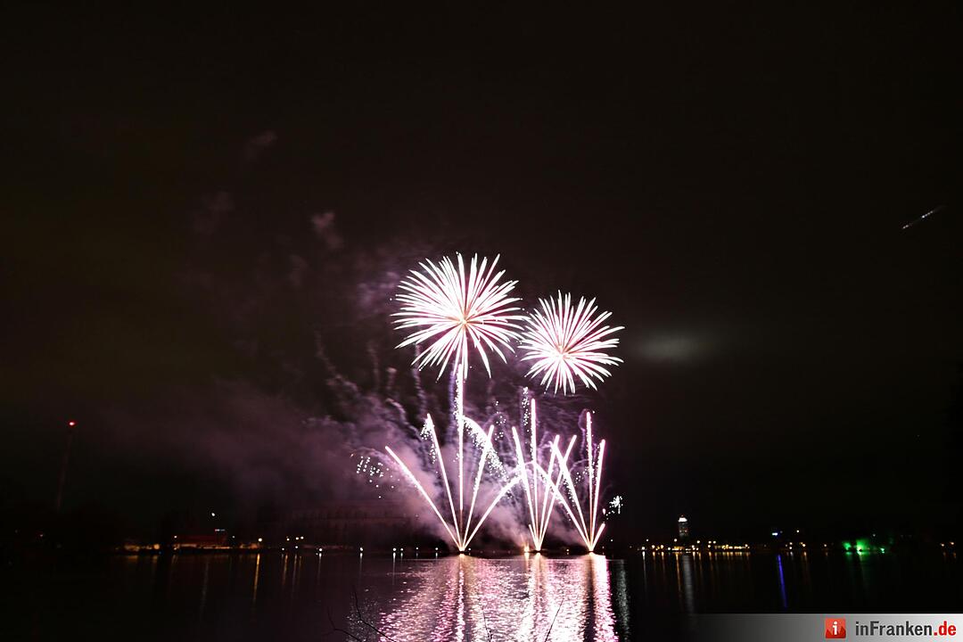 03Volksfest Nürnberg - das Feuerwerk