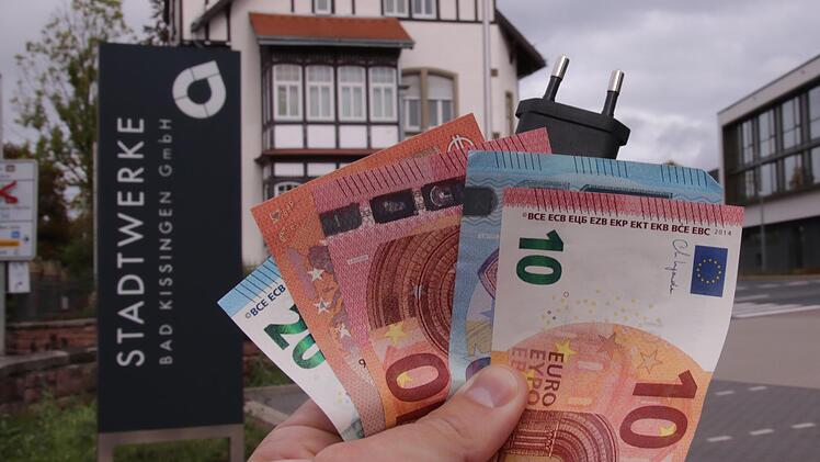 Kunden der Stadtwerke Bad Kissingen müssen sich im neuen Jahr auf stark steigende Strompreise einstellen. Heuer werden die Preise noch stabil bleiben.
