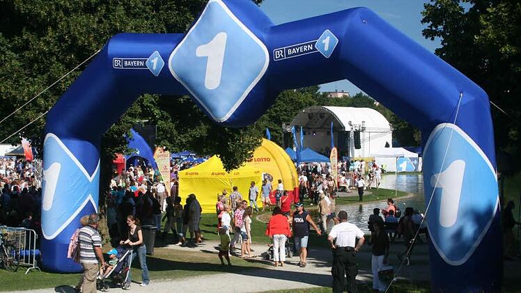Bayern 1 kommt am Donnerstag während seiner Sommerreise beim Fränkischen Tag in Haßfurt vorbei. Foto: p