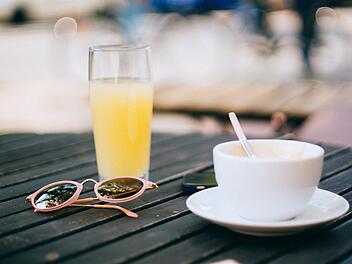Orangensaft und Espresso - gemischt besser als einzeln?