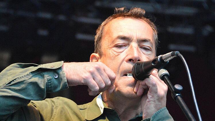 Hubert von Goisern gibt am 20. August ein Open-Air-Konzert auf dem Coburger Schlossplatz. Foto: Ronald Rinklef