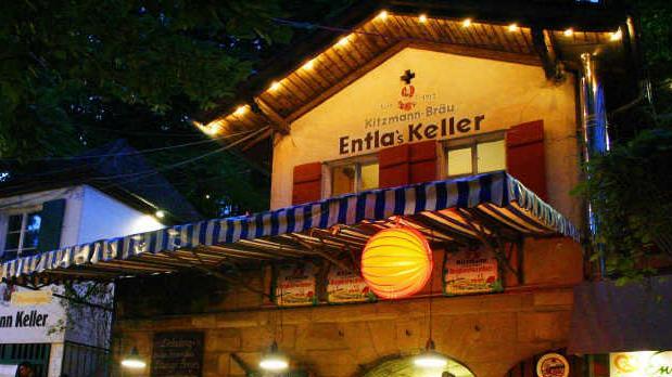 Das Programm auf dem Entla's Keller in Erlangen ist gut gefüllt. Hier spielen Bands wie: "Lauschrausch" oder "VA - Blech" Symbolbild: Archivfoto FT
