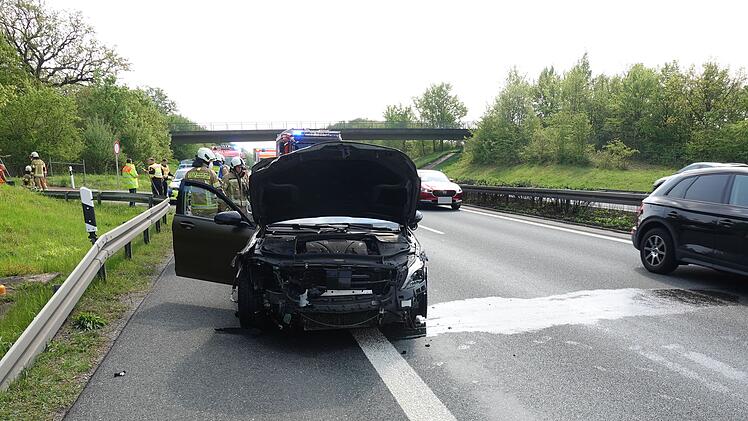 A70: Autos prallen im Kreis Ha&szlig;berge zusammen