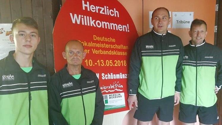 Die deutschen Vizemeister vom TTC Höchstadt (v. li.) Christian Friedrich, Stefan Müller, Tobias Leithold und Wolfgang Klaus Foto: privat