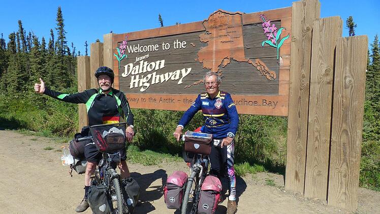 Der Dalton Highway in Alaska gilt als eine der gef&auml;hrlichsten Stra&szlig;en weltweit. Foto: Manfred Wagner
