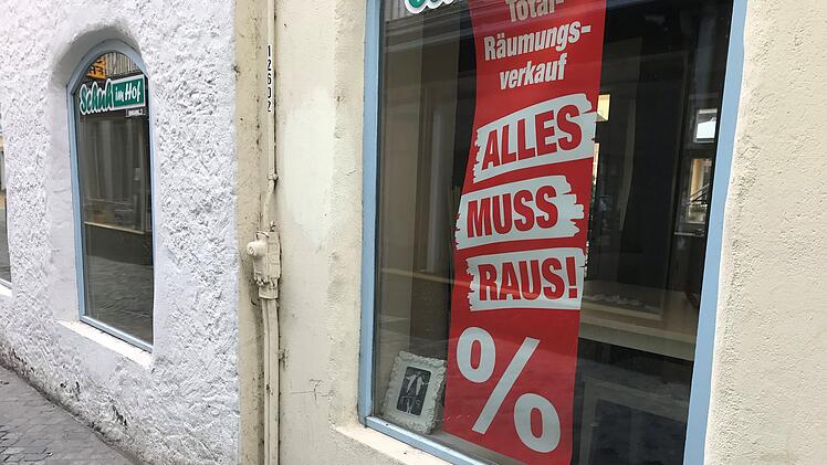 Bamberg: Traditionsladen "Schuh im Hof" nach "Total-Räumungsverkauf" geschlossen