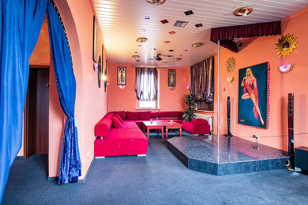 Geheimnisvolle Villa 44