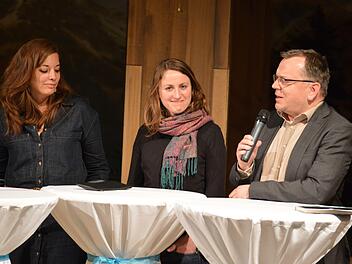 Rasha Khayat, Paula Fürstenberg und Klaus Böldl im Gespräch mit dem Publikum.  Foto: Carolin Herrmann