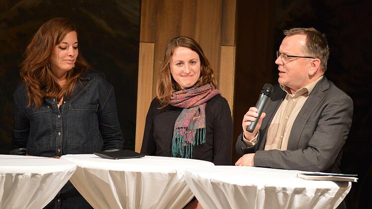 Rasha Khayat, Paula Fürstenberg und Klaus Böldl im Gespräch mit dem Publikum.  Foto: Carolin Herrmann