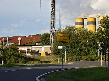 Die umstrittene Straßenausbaubeitragssatzung stand am Montag im Niederfüllbacher Gemeinderat auf der Tagesordnung. Bevor nun entschieden wird, holen sich die Räte juristischen Rat ein. Foto: Gabi Arnold