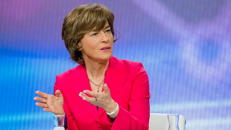 "Lanz" und Co. kehren zur&uuml;ck - Start f&uuml;r Maybrit Illner am Donnerstag