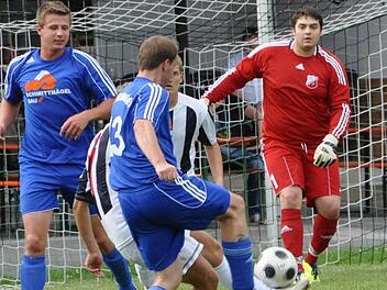 Torwart Christian Wojak (rechts) hat in der Winterpause die TSF Theisenort in Richtung Steinberg verlassen.Foto: Archiv