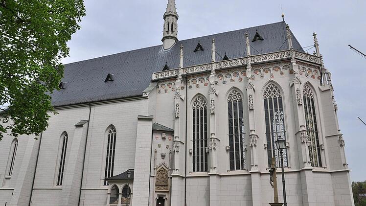 Die Ritterkapelle in Haßfurt (im Bild) steht außerhalb der ursprünglichen Stadtmauern und soll auch für Menschen, die außerhalb der Pfarrgemeinde stehen, zum Anlaufpunkt werden.