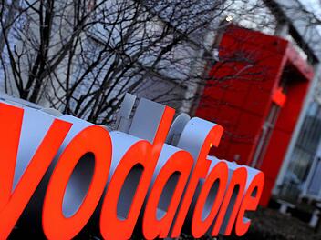 Aktuell kommt es zu massiven Problemen bei "Vodafone". Symbolfoto: Caroline Seidel/dpa
