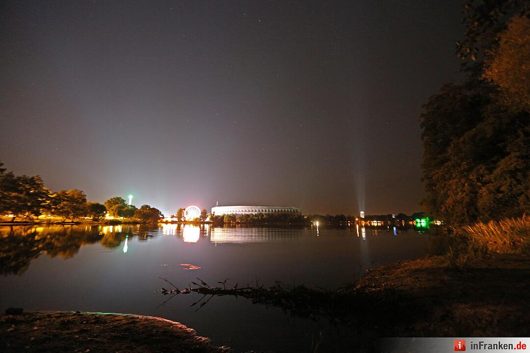 Abschlussfeuerwerk am Volksfest in Nürnberg