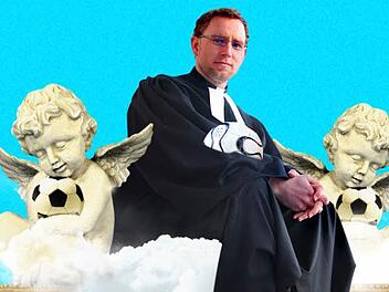 Michael Maul, evangelischer Pfarrer in Bieberbach-Affalterthal, kickt in der B-Klasse für den SV Wolfsberg II.