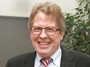 Dekan Jürgen Zinck rief den Kulmbacher Kinderfonds im Jahr 2008 ins Leben. Foto: Archiv/Dagmar Besand