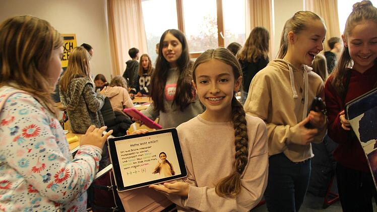 Wie kreativ Heft-Einträge gestaltet werden können, zeigt Lena Then.Heike Beudert