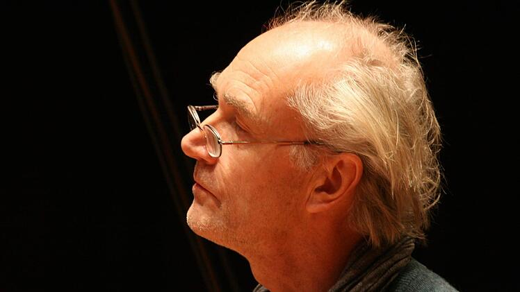 Komponist Klaus Osplad: Seine Rückert-Vertonung "Ungefroren ist die Erde" erlebt am Montag ihre Uraufführung in der Coburger MorizkircheFoto: Michael Seum