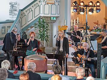 Die Musiker der Band Jericho bei ihrem Auftritt in Geroda.