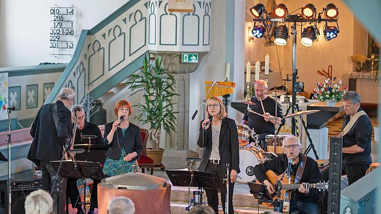 Die Musiker der Band Jericho bei ihrem Auftritt in Geroda.