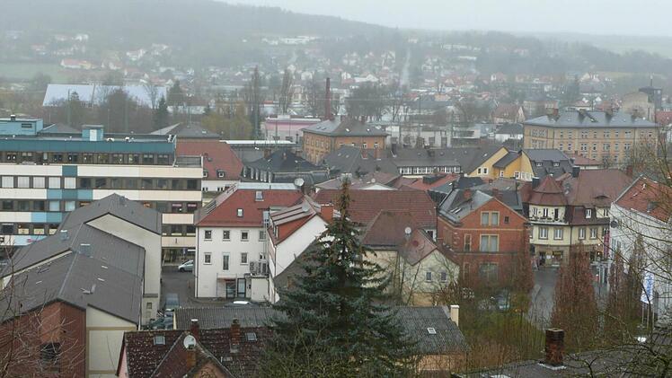 Trübe Stimmung über Lichtenfels? - Stadt und Landkreis sind in der Bewertung des Wirtschaftsmagazins "Focus Money" abgerutscht. Foto: Popp