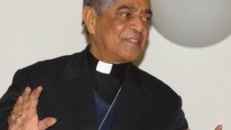 Der bengalische Bischof Theotonius Gomes schilderte die Spirale der Arbeit in seinem Heimatland und wie man ihr begegnen könne. Foto: Johana Eckert