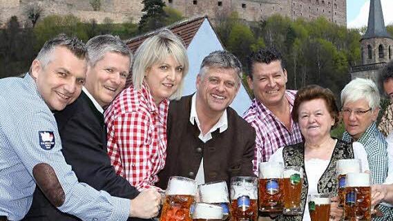 Bew&auml;hrte Partner im Bierstadel sind die Festwirte der 67. Kulmbacher Bierwoche.  Foto: Kulmbacher Brauerei