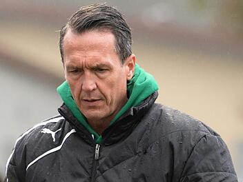 Werner Thomas bleibt auch über die Saison hinaus Trainer des TSV Neudrossenfeld. Foto: Peter Mularczyk