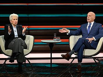 Marie-Agnes Strack-Zimmermann und R&uuml;diger Lucassen lieferten sich bei Markus Lanz ein hitziges Wortgefecht.