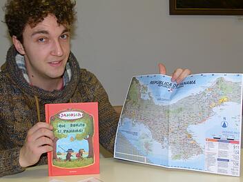 Sebastian Burkard hat sich auf seine Reise nach Panama gut vorbereitet.Marion Krüger-Hundrup