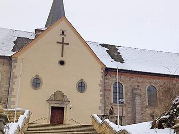 Der Gemeinderat hat in seiner jüngsten Sitzung die Jahresrechnung 2011 beschlossen. Größtes Projekt war damals die Neugestaltung des Kirchenumfelds im Gemeindeteil Oberbach. Fotos: Sebastian Schmitt-Mathea