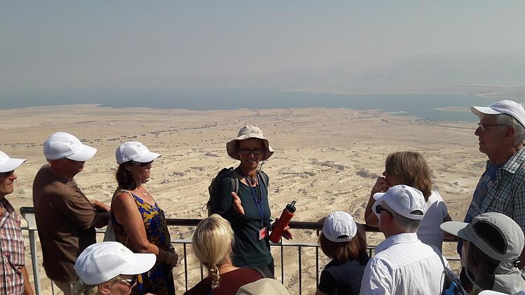 Zum 20-jährigen Bestehen der Partnerschaft reisten 45 Vertreter des Landkreises Bad Kissingen nach Tamar in Israel und schauten sich dabei natürlich auch Land und Leute an.Hartmut Hessel