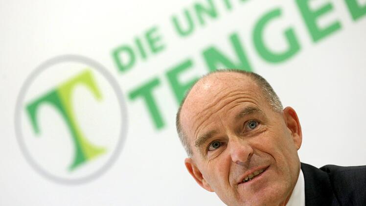 Der Vorstandsvorsitzende Der Handelsgruppe Tengelmann, Karl-Erivan Haub, wird seit Samstag vermisst. Foto: Roland Weihrauch, dpa