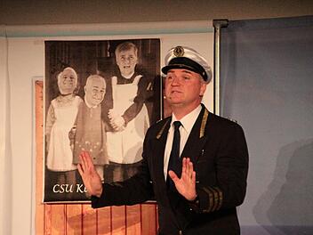 Schon im Kindergarten untermauerten Stoiber, Beckstein und Seehofer (v.l.) ihren Führungsanspruch. Foto: Josef Hofbauer