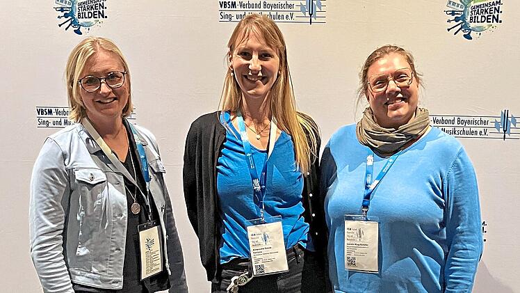 Unser Bild zeigt Sandra Szarek (von links), Musikschule Hemhofen, Anna-Lena Souza Santana, Musikschule Volkacher Mainschleife und Carolin Klug-Sch&auml;fer, August-K&ouml;mpel-Musikschule e. V. Bad Br&uuml;ckenau.VBSM