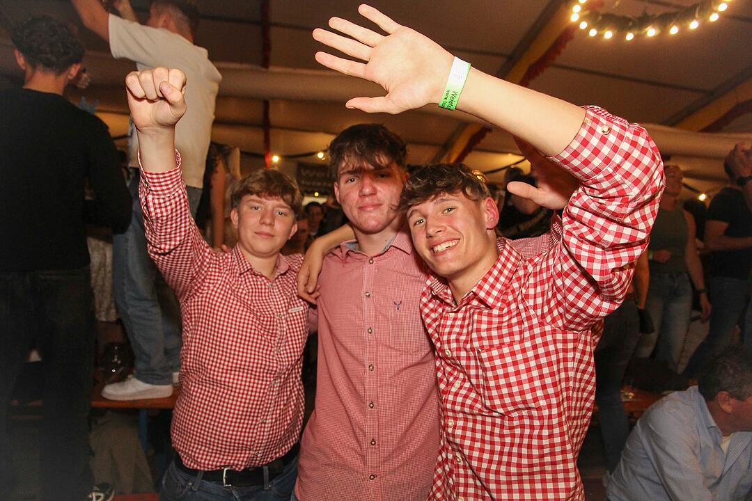 Endlich wieder Weinfest in Abtswind.