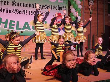 Zum ersten Mal auf der Bühne: Die Nachwuchsgarde "Wild Generation". FotoS: Doris Bauer